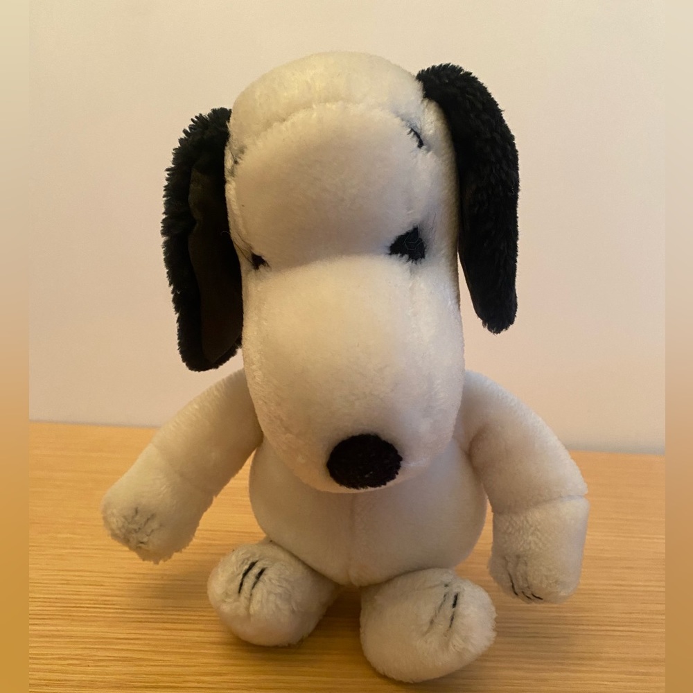Vintage 1968 Peanuts Snoopy Plush Doll